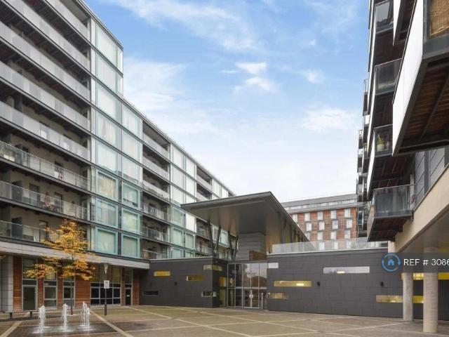 High Point Village, Hayes, UB3 1 bed flat to rent £1,450 pcm £335 pw