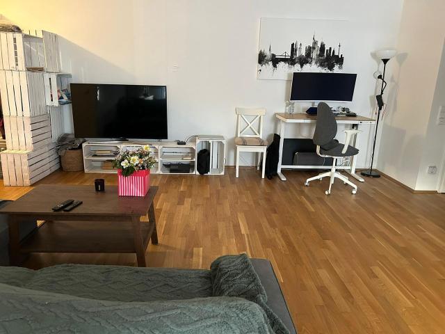 High quality centrally located furnished 2 room apartment, Frankfurt Amsterdam Apartments for Rent