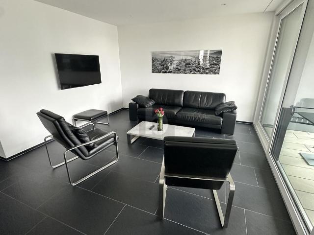 STYLISH WITH UNIQUE 360° ROOFTOP TERRACE