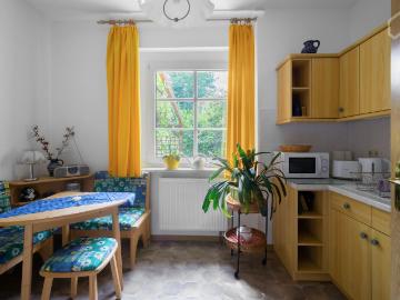 High quality apartment in a two family house with a garden in a quiet, green and central location, Dresden Amsterdam Apartments for Rent