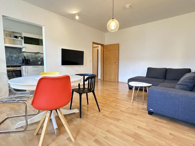 Premium 3 room apartment with balcony in the popular Boxhagener Kiez