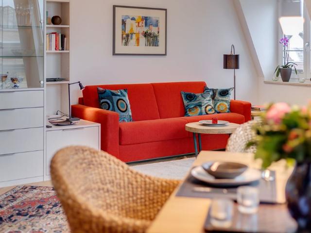 High quality attic apartment in good location