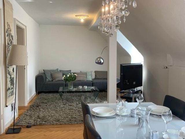 High quality, bright and modernly furnished renovated 3,5 room old building apartment, Dusseldorf Amsterdam Apartments for Rent