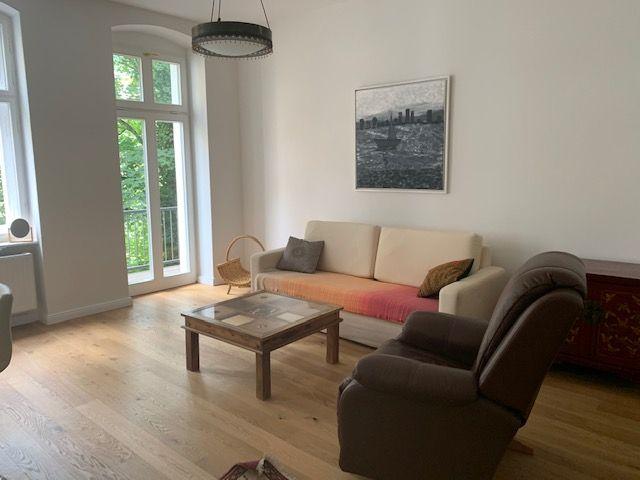 High quality, bright apartment directly by the Spree, Berlin Amsterdam Apartments for Rent