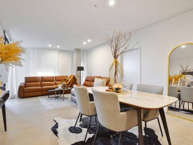 HIGH QUALITY EAST END LIVING