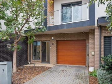 HIGH QUALITY EXECUTIVE RESIDENCE IN AN EXCLUSIVE ESTATE LIKE SETTING
