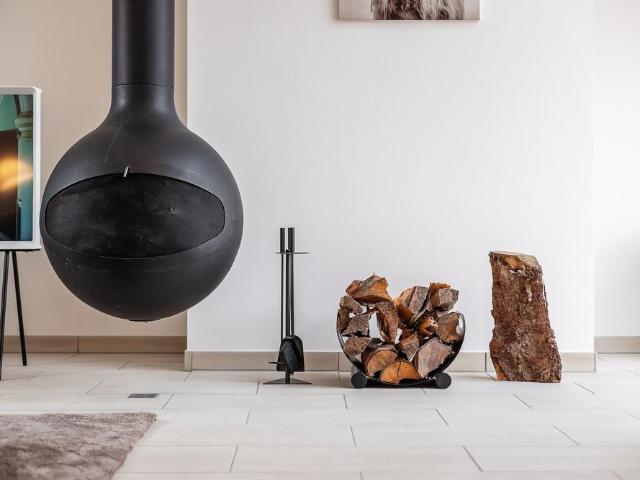 High quality furnished attic apartment for rent