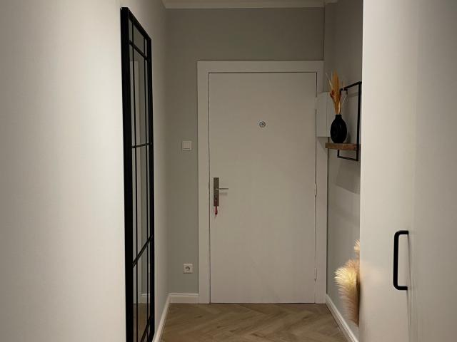 High quality, furnished apartment in a green Alster location close to the city