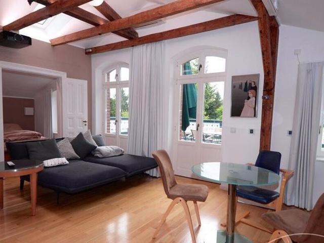 High Quality Furnished 1.5 Room Apartment with Spacious Terrace in Berlin Steglitz