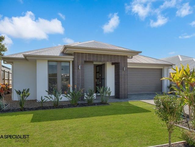 High Quality Near New Family Home Great Position!