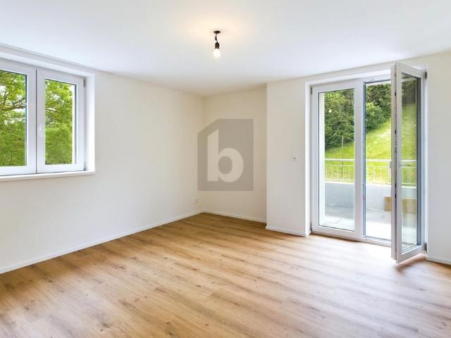 HIGH QUALITY WITH BALCONY AND VIEW INTO THE GREENERY!