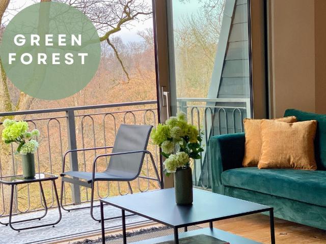 High Quality Top Floor Apartment – First Occupancy, Directly at the Alster River