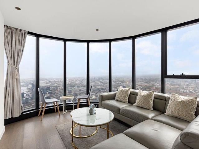 High Rise Luxury Living with Sweeping Outlooks