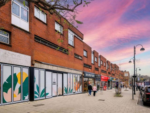 High Road, Loughton IG10, Studio to rent, £1,050 pcm | PrimeLocation