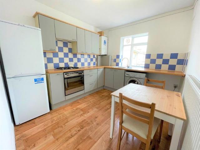High Road, London N15, 1 bed flat to rent, £1,700 pcm | PrimeLocation