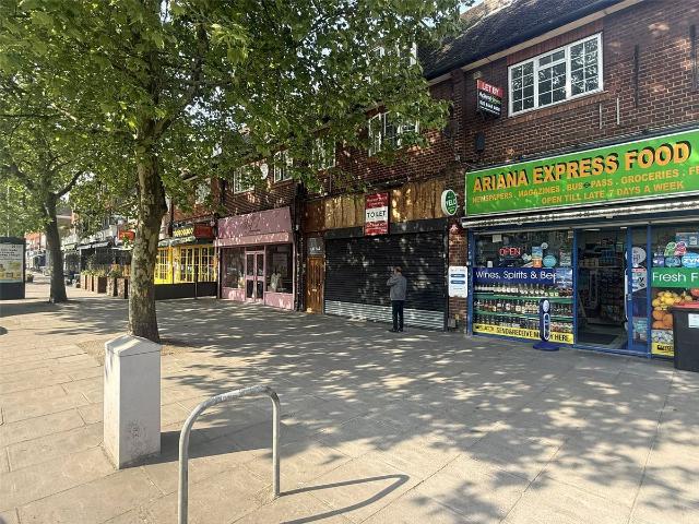 High Road, London N20, 1 bed flat to rent, £1,600 pcm | PrimeLocation