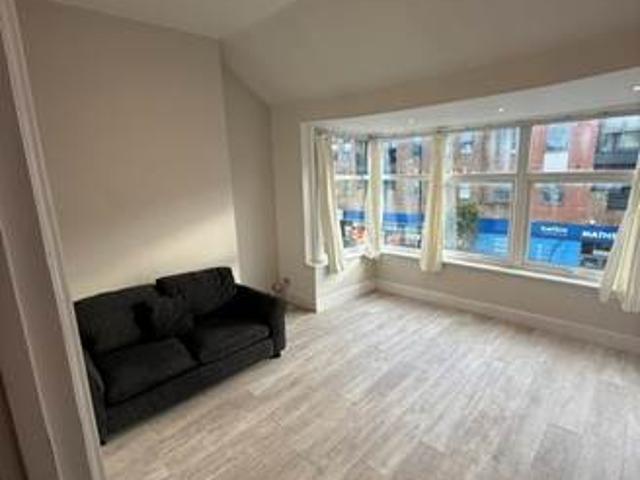 High Road, Woodford Green IG8 9EF
