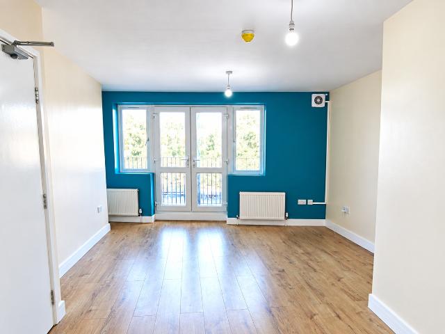 High Road, Wembley HA0, 2 bed flat to rent, £2,000 pcm | PrimeLocation