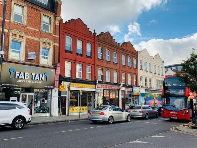 High Road, Willesden NW10, 3 bed flat to rent, £2,350 pcm | PrimeLocation