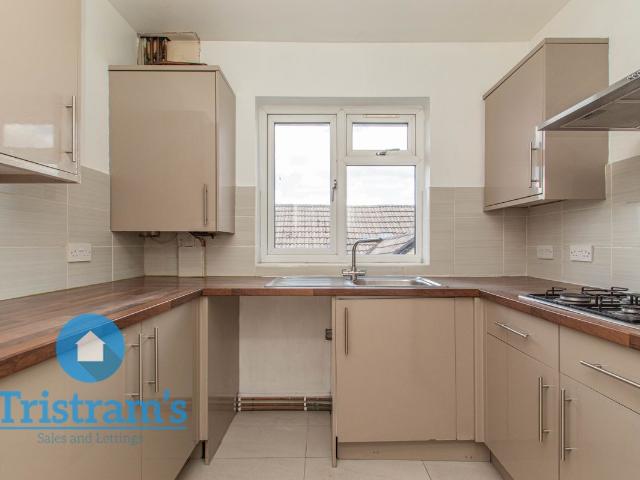 High Road, Toton NG9, 2 bed flat to rent, £895 pcm | PrimeLocation