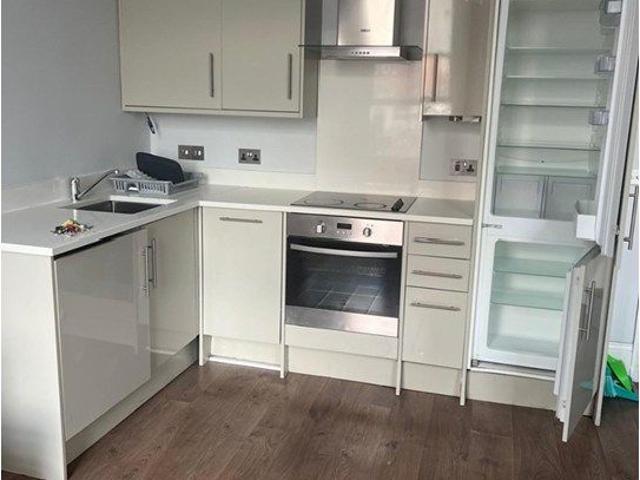 High St, Croydon CR0, 1 bed flat to rent, £1,350 pcm | PrimeLocation