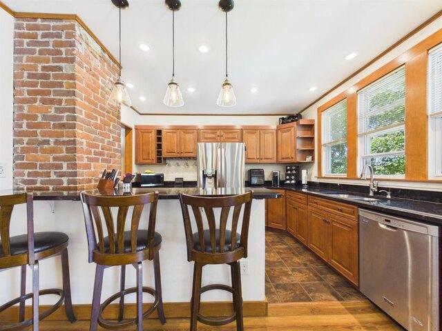 High St, Hinsdale, Home For Sale
