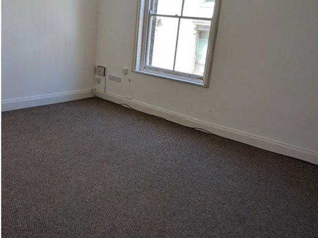 High St, King's Lynn PE30, 1 bed flat to rent, £700 pcm | PrimeLocation