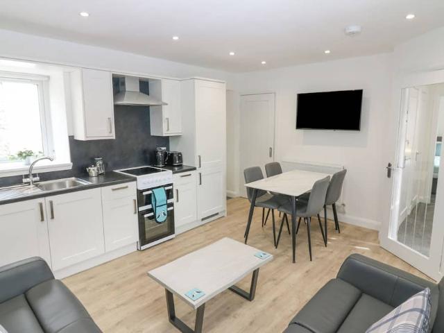 High St | Studio townhouse for rent #152245607 | Rentberry