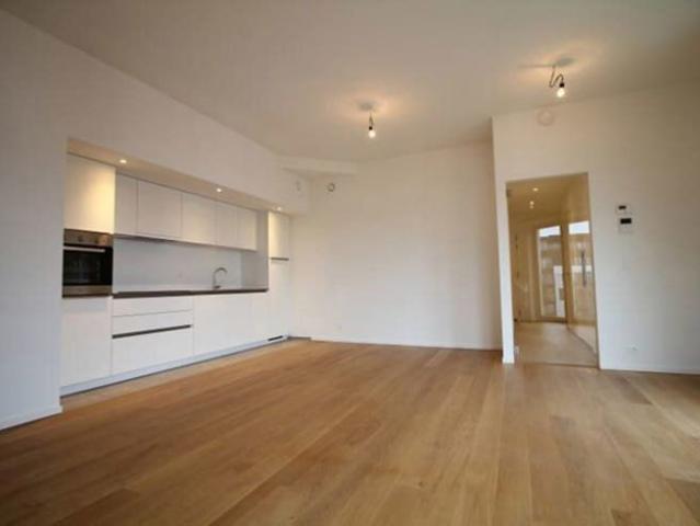 High standing 2BR Terrace