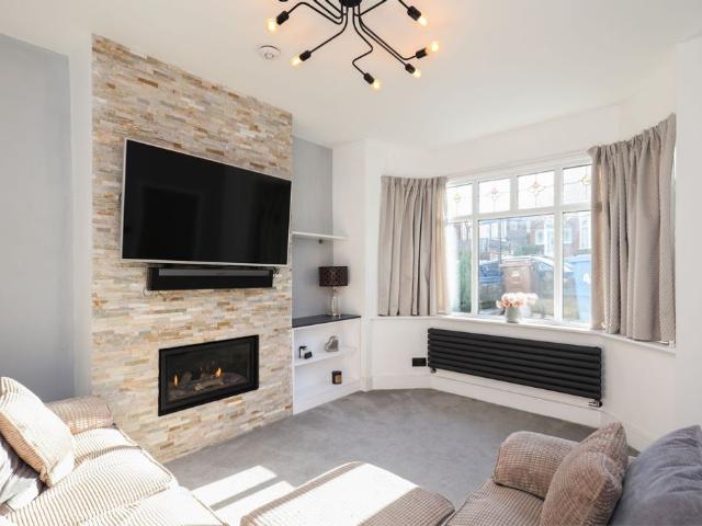 High Storrs Drive, Sheffield, S11