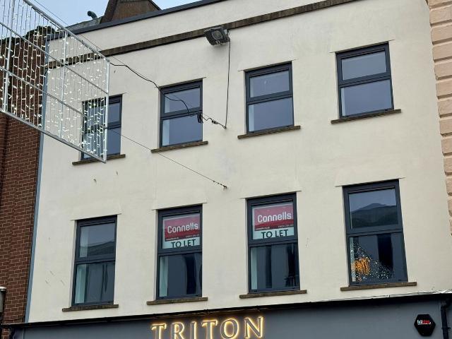 High Street, Taunton TA1, 2 bed flat to rent, £1,350 pcm | PrimeLocation