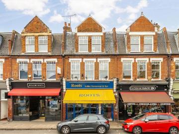 High Street, Teddington TW11 1 bed flat to rent £1,895 pcm £437 pw