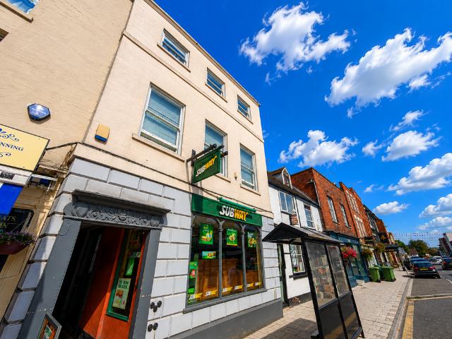 High Street, Tewkesbury 1 bed flat to rent £750 pcm £173 pw