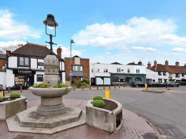 High Street, Thames Ditton KT7, Studio to rent, £1,195 pcm | PrimeLocation