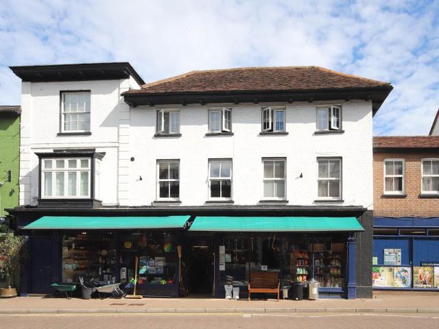 High Street, Tring HP23, Studio to rent, £950 pcm | PrimeLocation