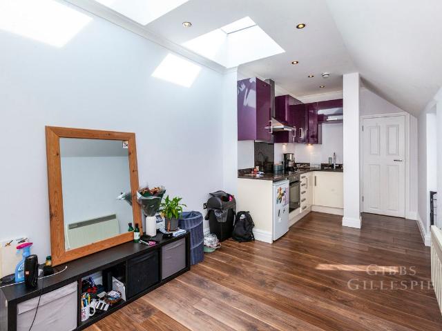 High Street, Uxbridge UB8, 1 bed flat to rent, £1,350 pcm | PrimeLocation