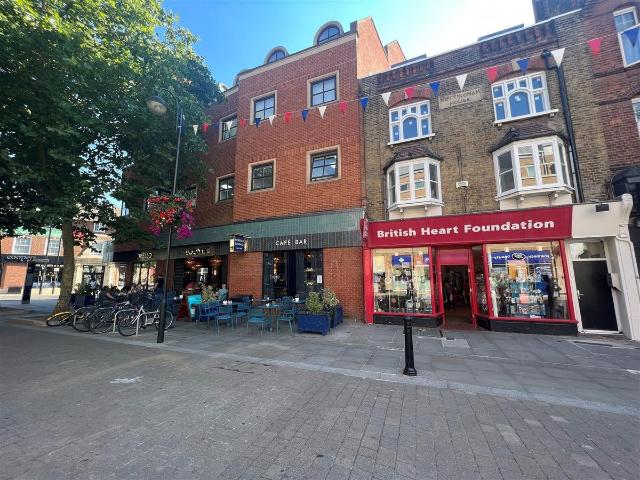 High Street, Uxbridge UB8, 2 bed flat to rent, £1,850 pcm | PrimeLocation