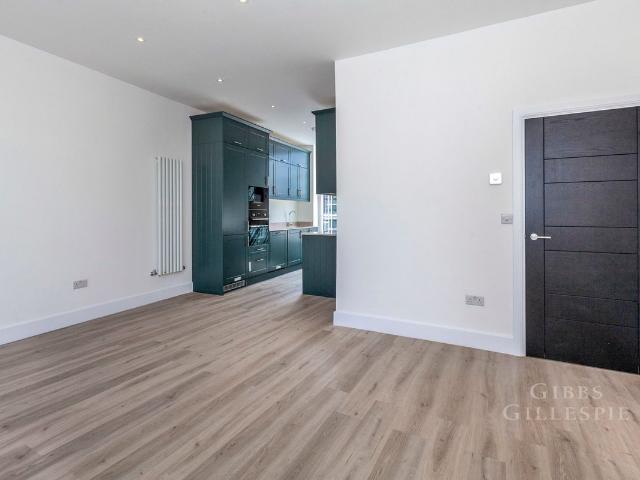 High Street, Uxbridge UB8, 2 bed flat to rent, £2,000 pcm | PrimeLocation