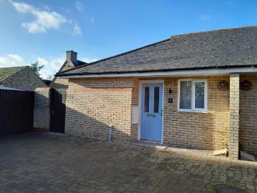 High Street, Waterbeach, Cambridge CB25, 2 bed semi detached bungalow to rent, £1,500 pcm | PrimeLocation