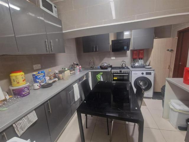 High Street, Wealdstone 1 bed in a house share to rent £875 pcm £202 pw