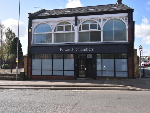 High Street, Wellingborough NN8 1 bed flat to rent £795 pcm £183 pw