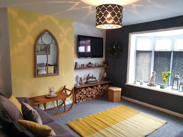 High Street, Whitstable, CT5 3 bed maisonette to rent £1,400 pcm £323 pw