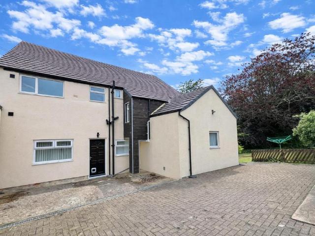 High Street, Willington, Crook 1 bed flat to rent £425 pcm £98 pw
