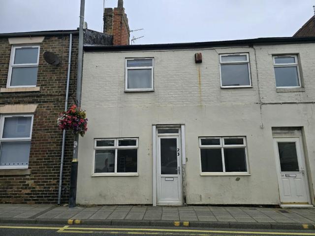High Street, Willington, Crook. 2 bed flat to rent £475 pcm £110 pw