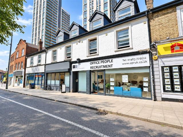 High Street, Woking, Surrey GU21, Studio to rent, £900 pcm | PrimeLocation