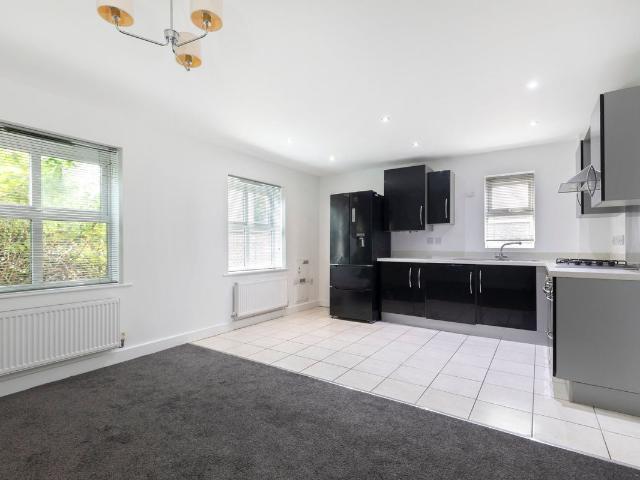 High Street, Wordsley, Stourbridge DY8, 1 bed flat to rent, £850 pcm | PrimeLocation
