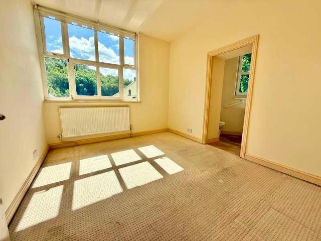High Street, Abersychan, Pontypool, NP4