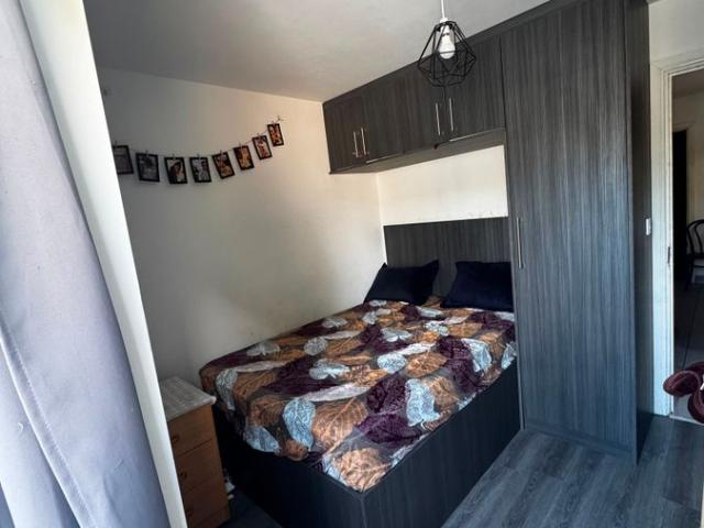 High Street, Addlestone KT15, 2 bed flat to rent, £1,500 pcm | PrimeLocation