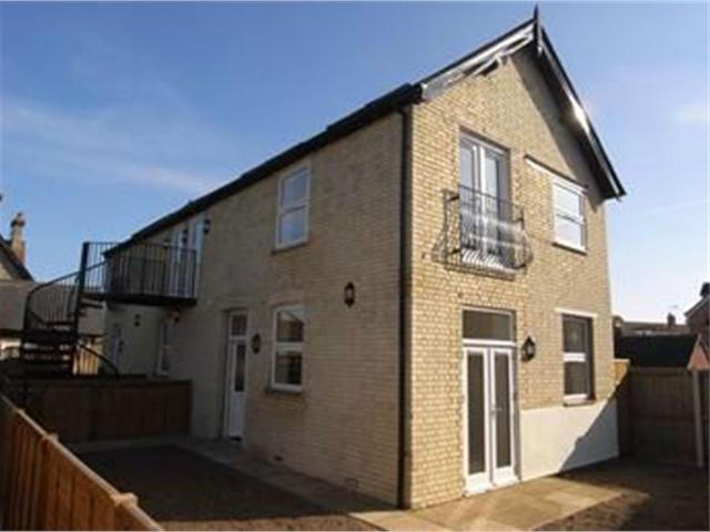 High Street, Arlesey SG15, 1 bed flat to rent, £950 pcm | PrimeLocation