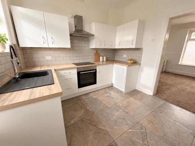 High Street, Barnsley S70, 3 bed property to rent, £750 pcm | PrimeLocation